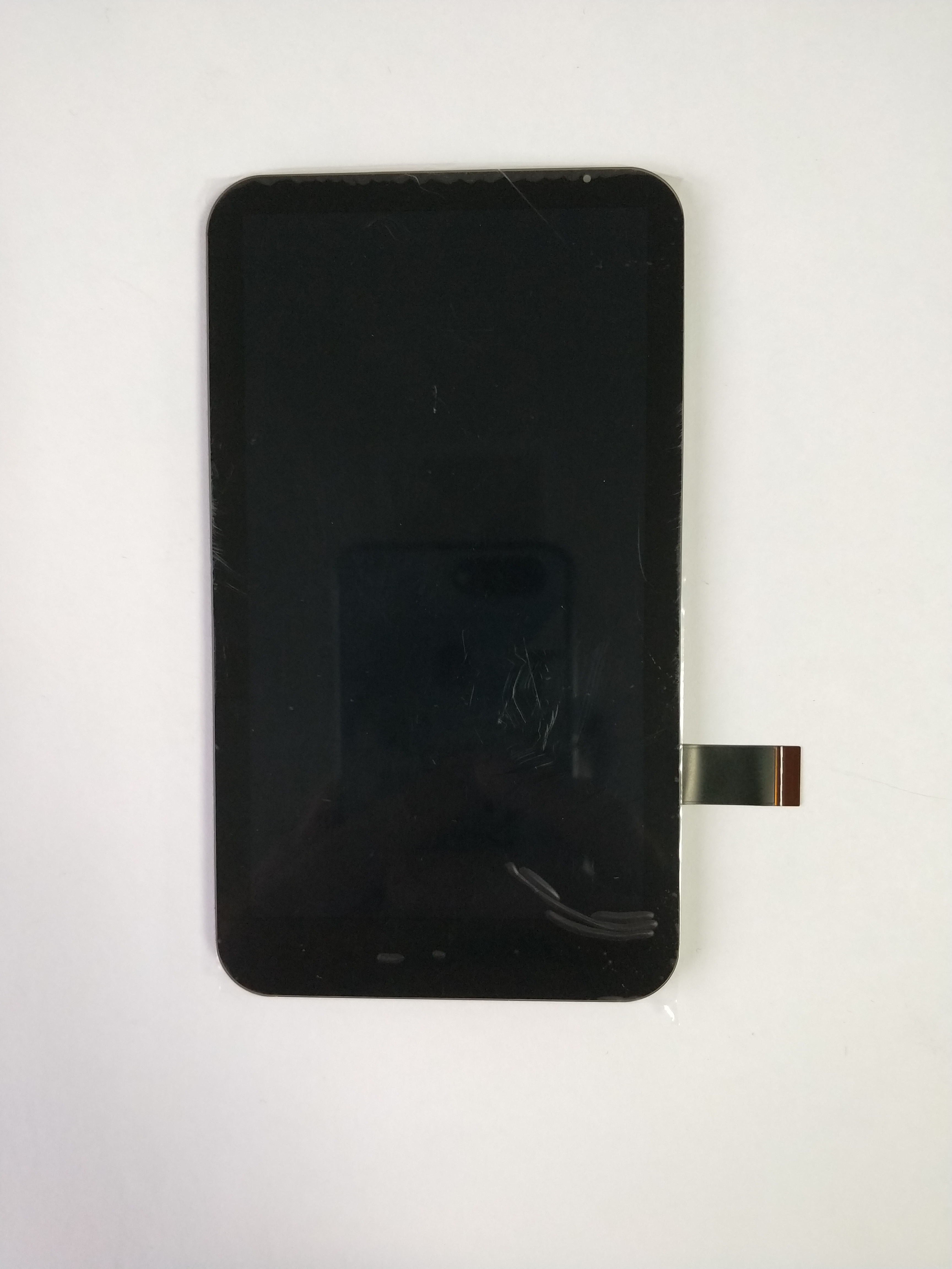 5 tuuman IPS LCD-näyttö 720*1280 resoluutiolla, tukee 2-kanavaista MIPI-liitäntää