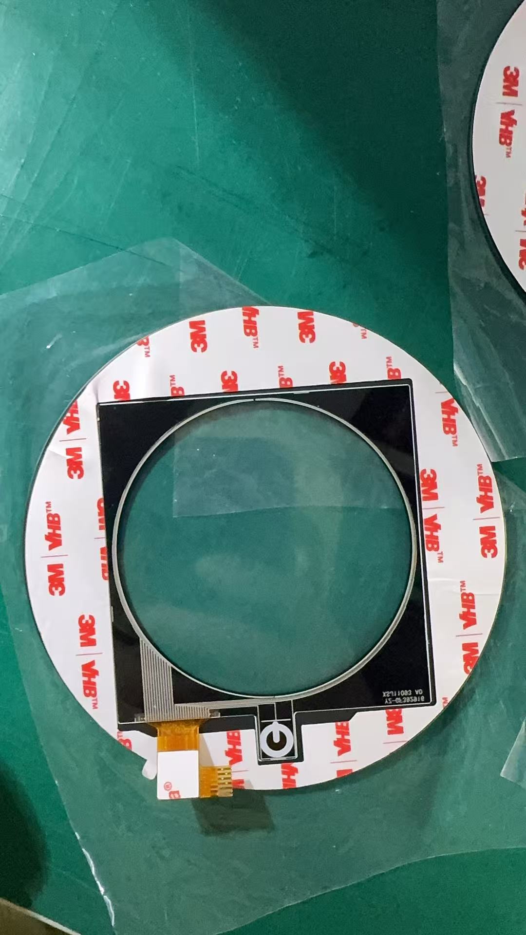 VHB-kaksipuolisen teipin käytön edut kosketusnäytön kansipaneeleissa